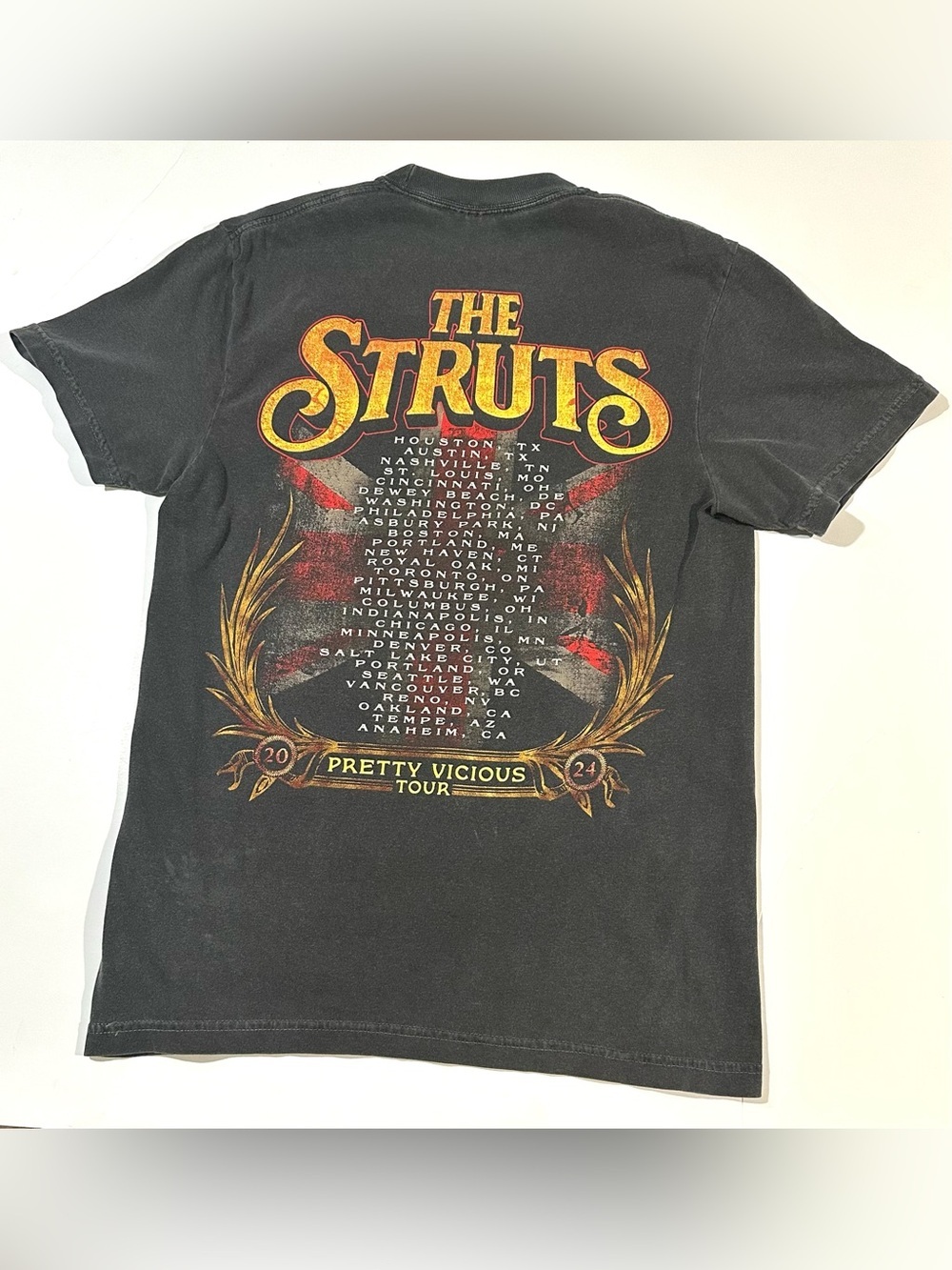 The Struts Union Jack Graphic Band T-Shirt XL Black Comfort Colors Tag - Picture 3 of 8